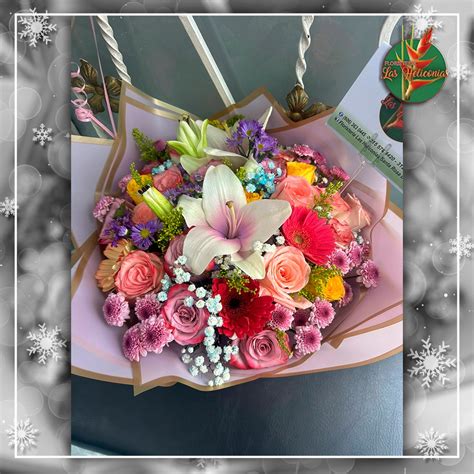 Floristeria Miramar creamos belleza con cada flor. .